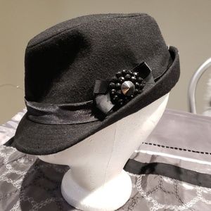NWT Fedora with Ribbon Bow Details